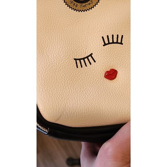 Betsey Johnson Paparazzi Lunch Tote Bag, Stylish Insulated Cooler, Chic & Fun - Picture 9 of 12